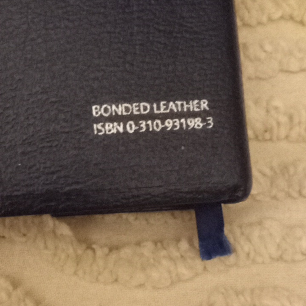 Ziondervan King James Reference HOLY BIBLE Large Print - Picture 3 of 16